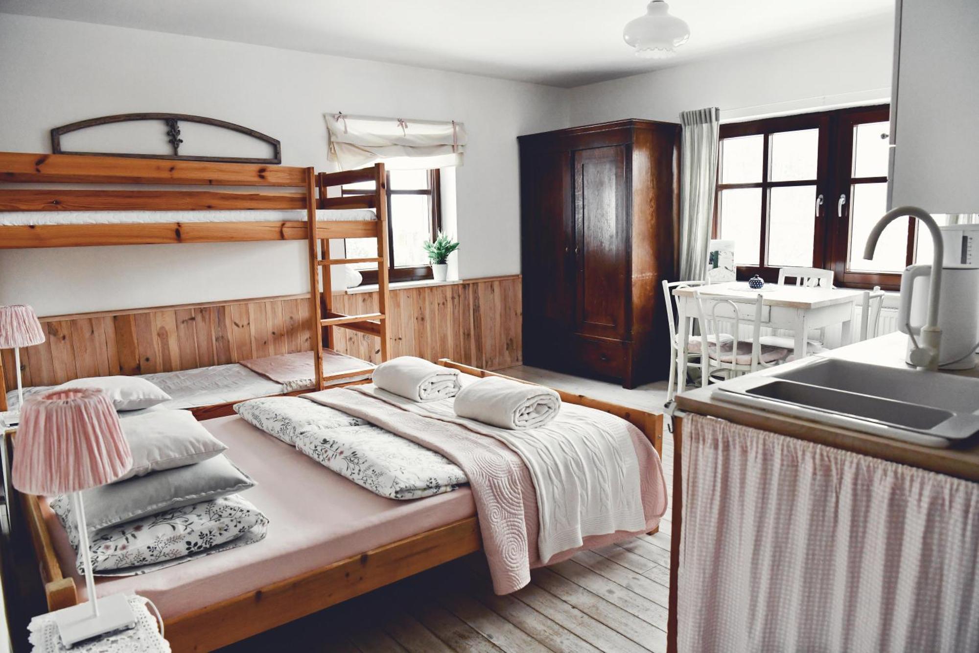 Hotel Lavendowo à Piechowice  Extérieur photo